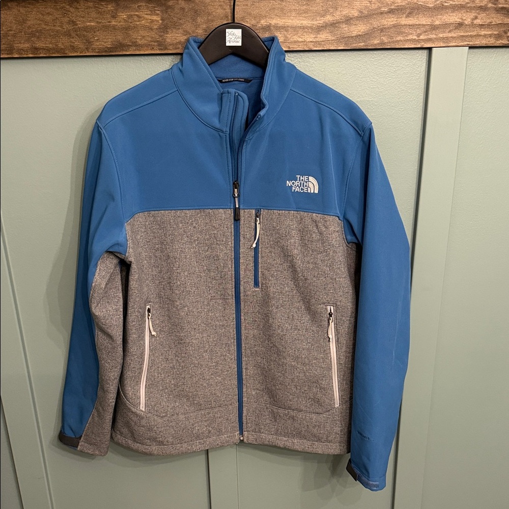 The North Face Men's Blue and Gray Performance Jacket